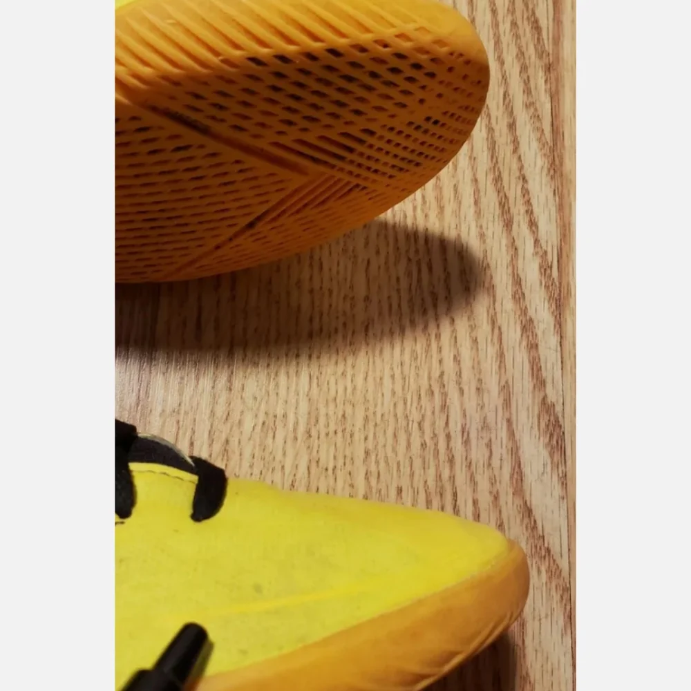 Adidas Men's Cleats Size: 6 Yellow and Black